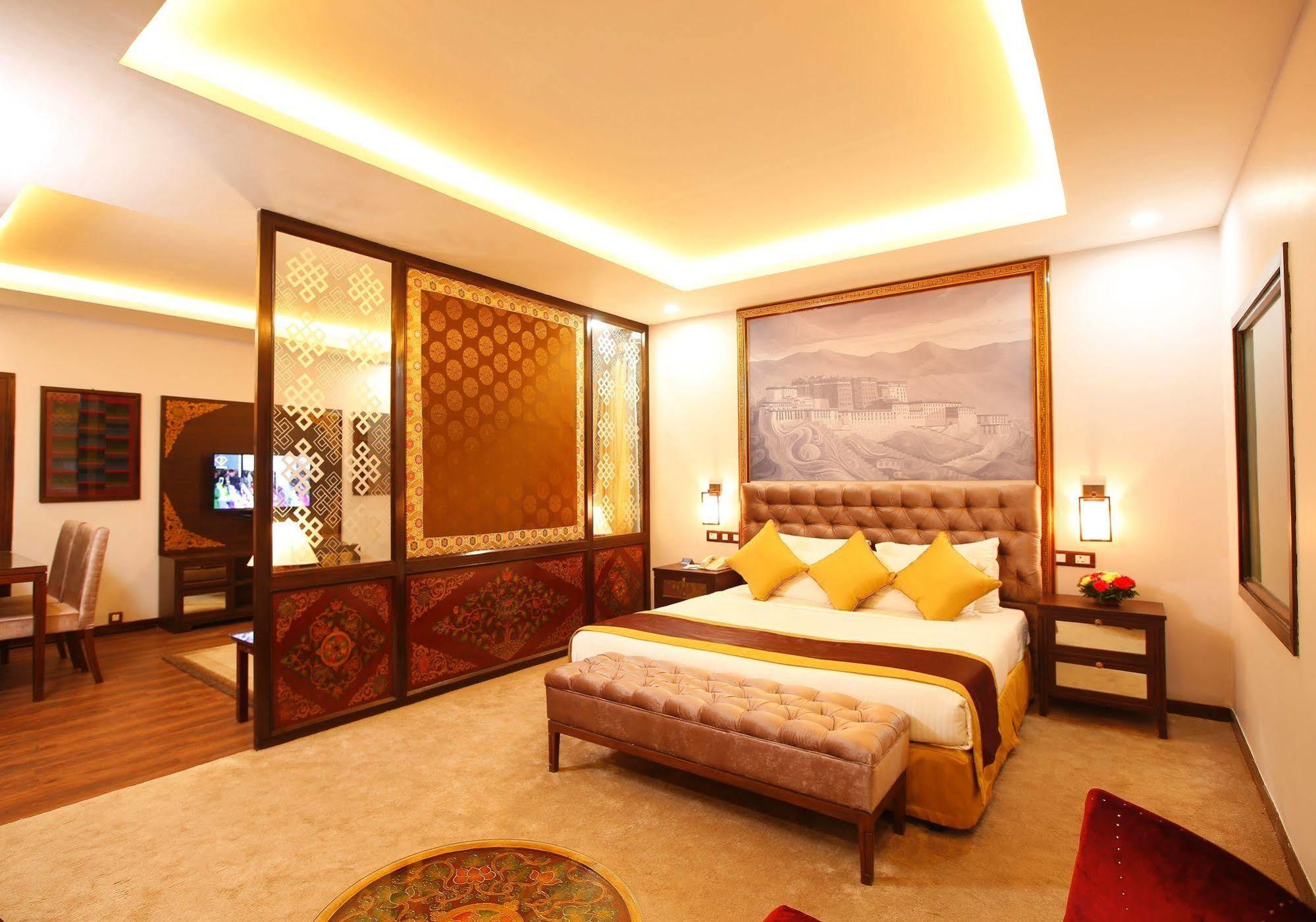 Royal Singi Hotel Kathmandu Bagian luar foto